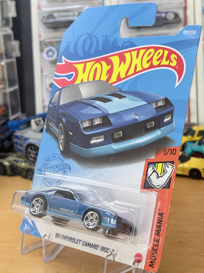 Hot Wheels Mainline | '85 Chevrolet Camaro IROC-Z | 2019 Muscle Mania 1/10