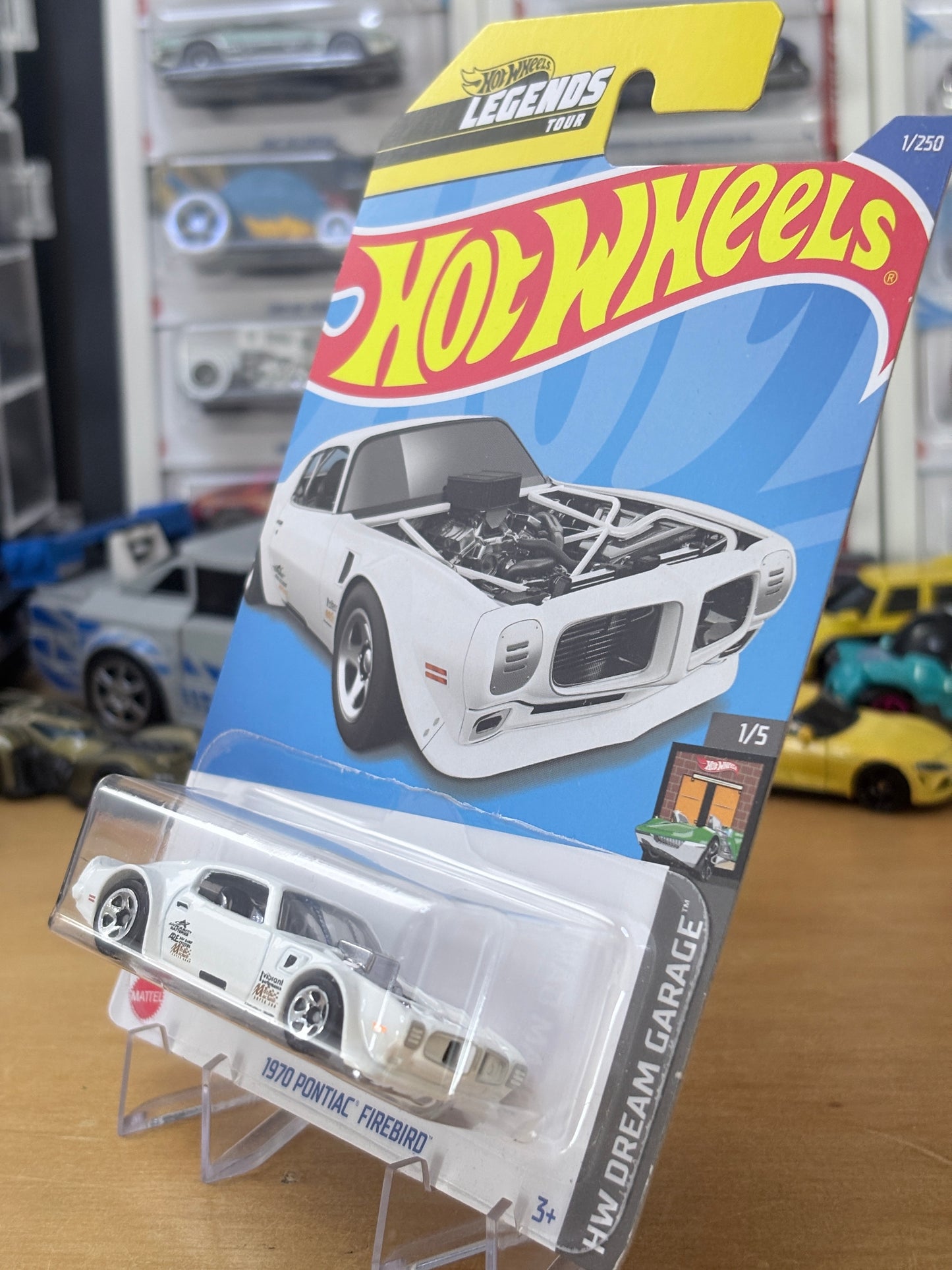 Hot Wheels Mainline / 1970 Pontiac Firebird / 2020 Dream Garage 1/5