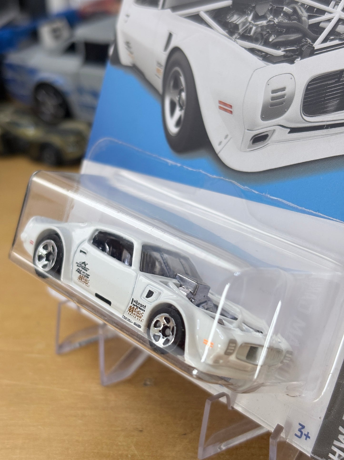Hot Wheels Mainline / 1970 Pontiac Firebird / 2020 Dream Garage 1/5