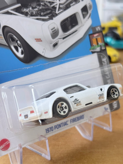 Hot Wheels Mainline / 1970 Pontiac Firebird / 2020 Dream Garage 1/5