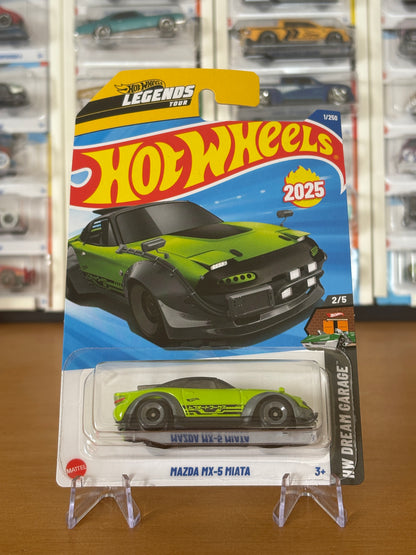 Hotwheels Mainline / Mazda MX-5 Miata / 2025 HW Dream Garage 2/5 GREEN