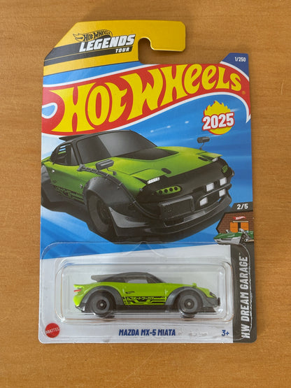Hotwheels Mainline / Mazda MX-5 Miata / 2025 HW Dream Garage 2/5 GREEN