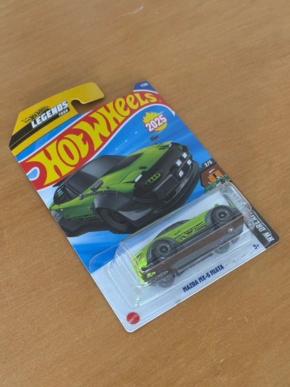 Hotwheels Mainline / Mazda MX-5 Miata / 2025 HW Dream Garage 2/5 GREEN