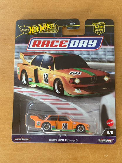 Hot Wheels Premium / BMW 320 Group 5 / 2025 Race Day 5/5