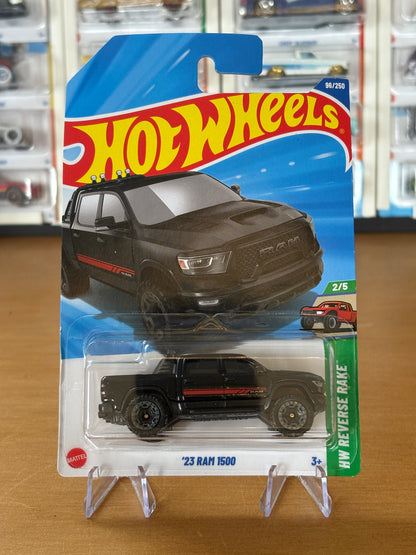 Hot Wheels Mainline / '23 Ram 1500 / 2025 HW Reverse Rake 2/5