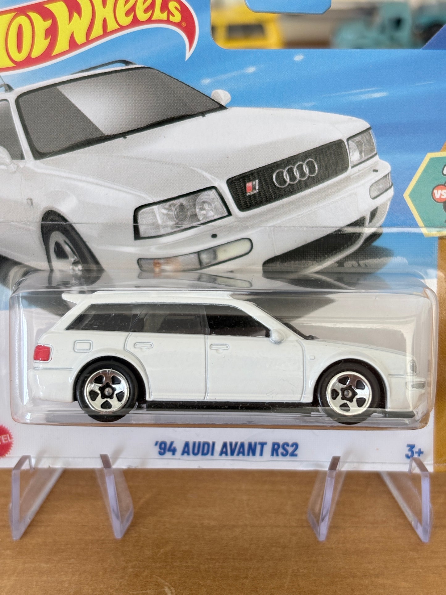 Hot Wheels Mainline | '94 Audi Avant RS2 | 2025 HW: '70s vs '90s 2/10 Short Card White
