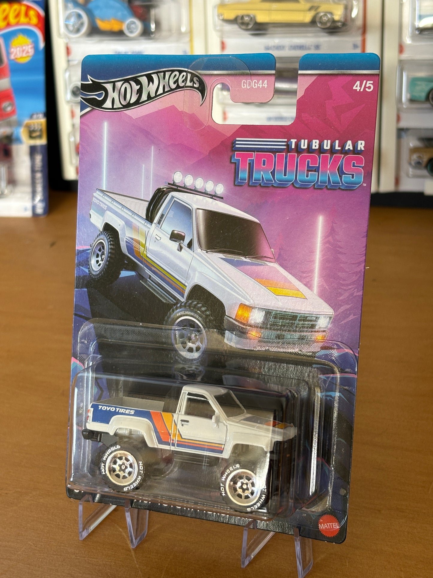 Hot Wheels Silver Series / 1987 Toyota Pickup Truck / 2024 Tubular Trucks 4/5