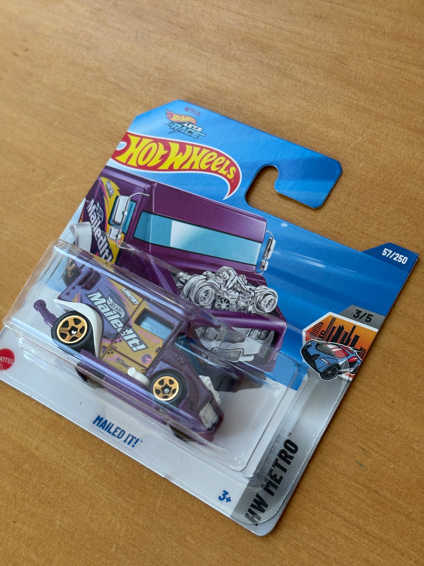Hot Wheels Mainline / Mailed It! Treasure Hunt / 2025 HW Metro 57/250