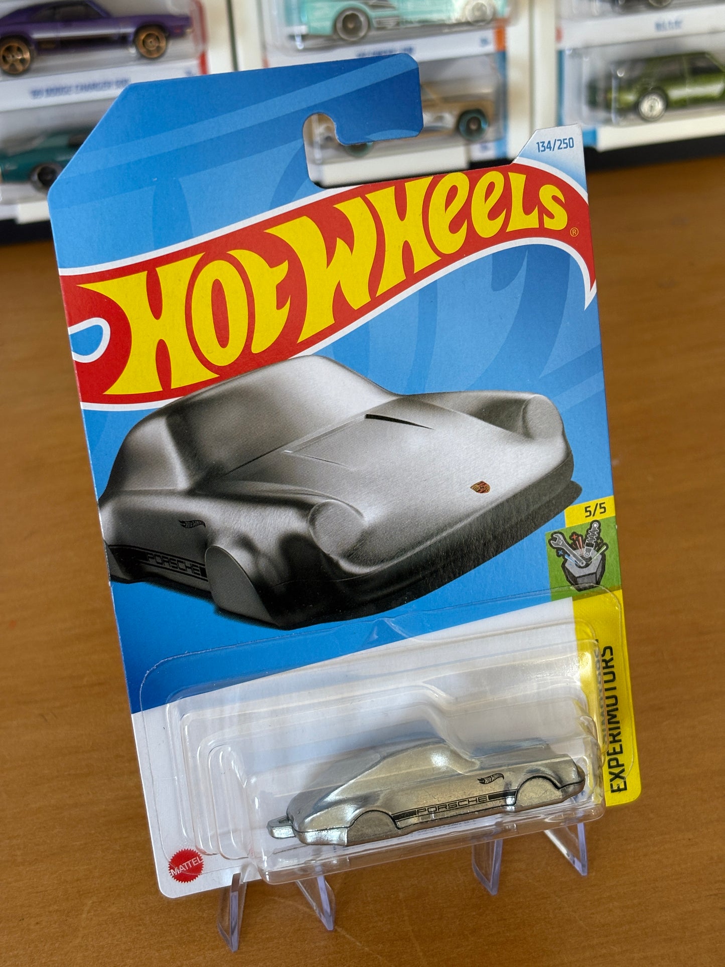 Hot Wheels Mainline / Porsche 911 Carrera / 2024 HW Experimotors 5/5