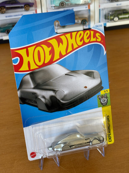 Hot Wheels Mainline / Porsche 911 Carrera / 2024 HW Experimotors 5/5