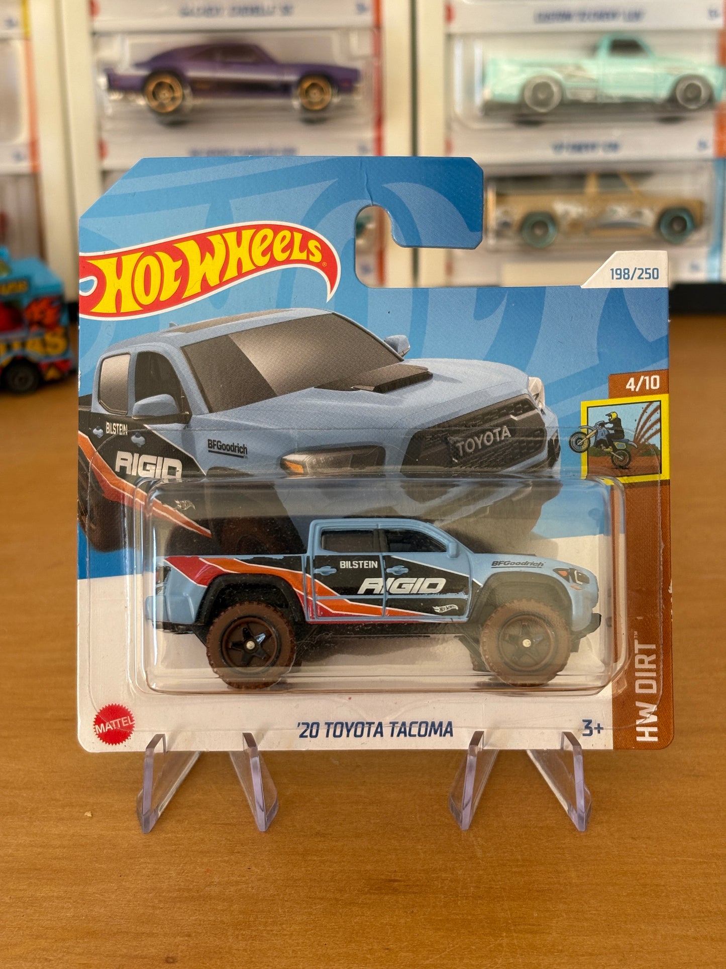 Hot Wheels Mainline / '20 Toyota Tacoma / 2024 HW Dirt 4/10