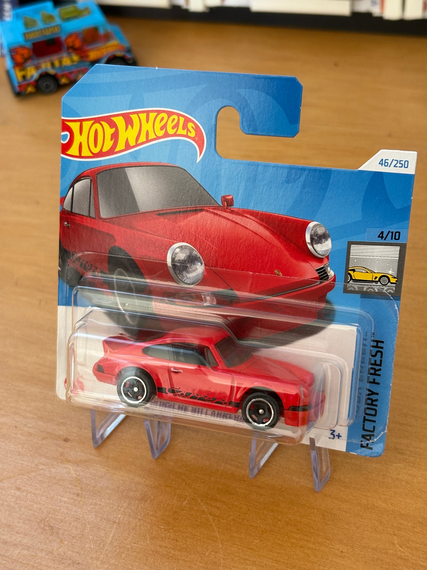 Hot Wheels Mainline / Porsche 911 Carrera RS 2.7 / 2024 HW Factory Fresh 4/10