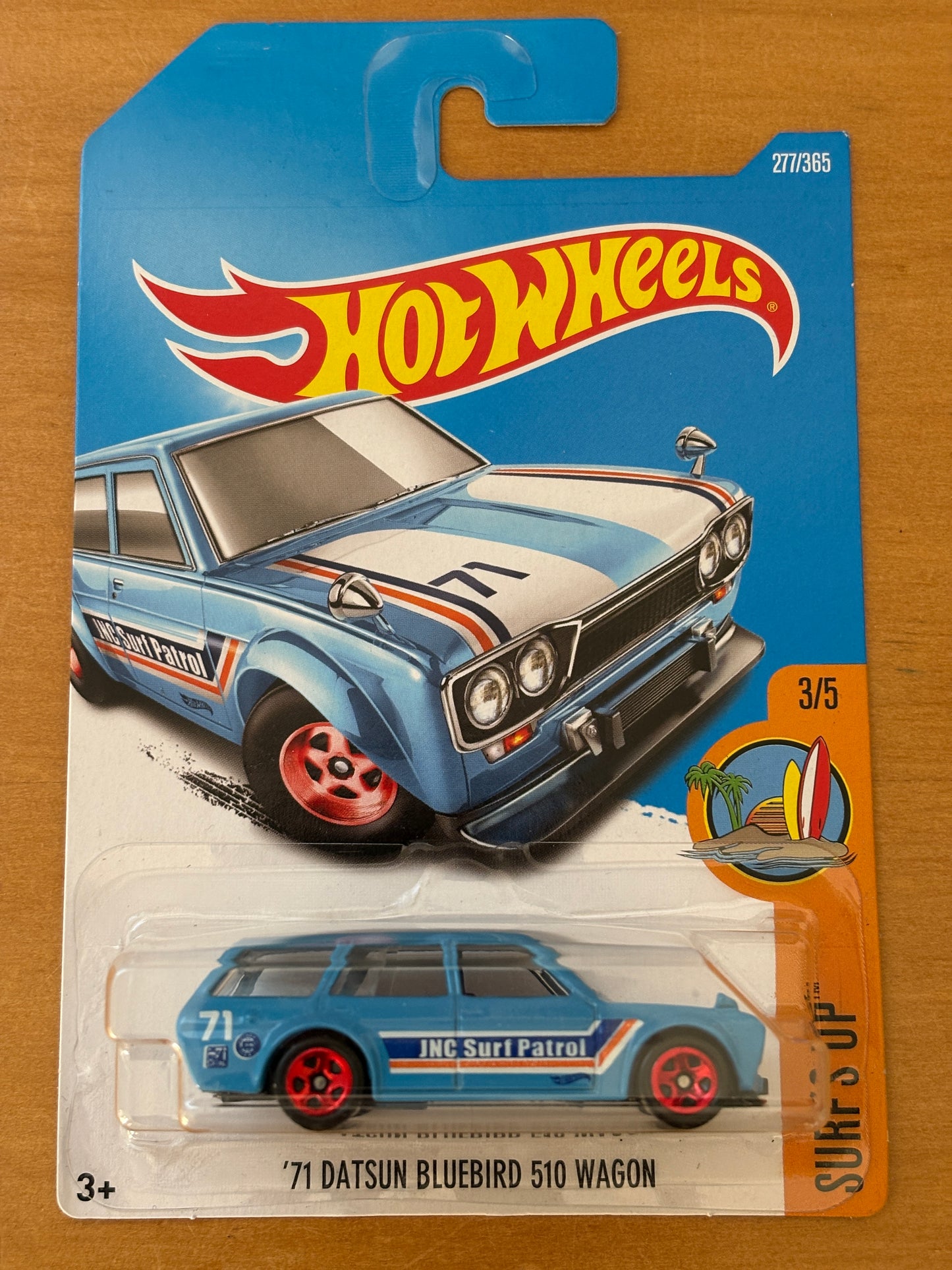 Hot Wheels Mainline / '71 Datsun Bluebird 510 Wagon / 2015 HW Surfs Up 3/5