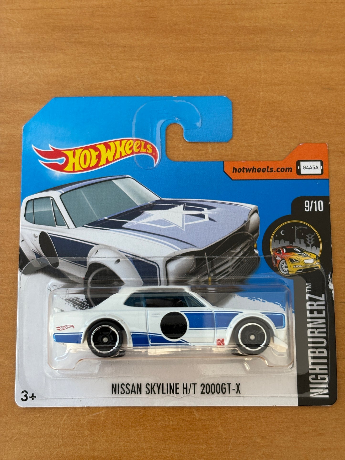 Hot Wheels Mainline / Nissan Skyline H/T 2000GT-X / 2015 HW Nightburnerz 9/10