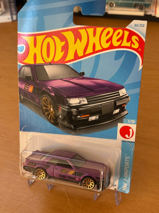 Hot Wheels Mainline / Nissan Skyline RS (KDR30) / 2021 HW J-Imports 1/10 (Purple)