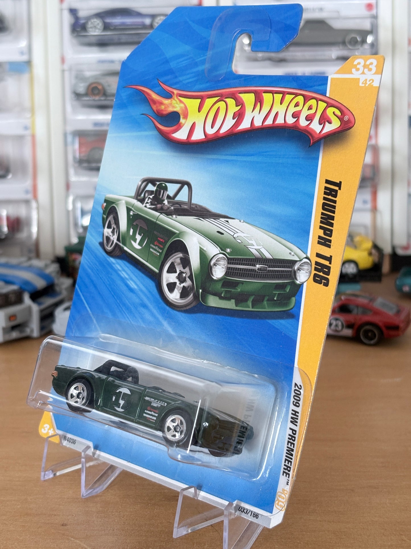 Hot Wheels Mainline | Triumph TR6 | 2009 HW Premiere 33/42
