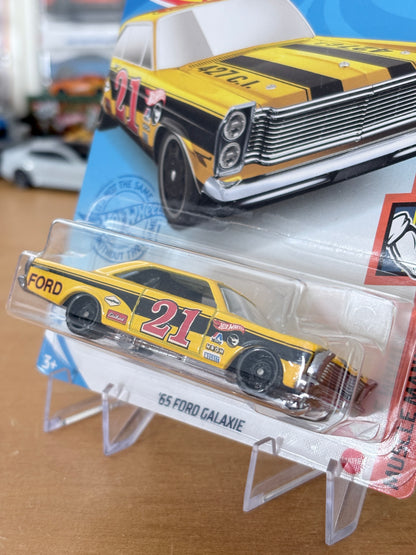 Hot Wheels Mainline | '65 Ford Galaxie | 2021 Muscle Mania 8/10
