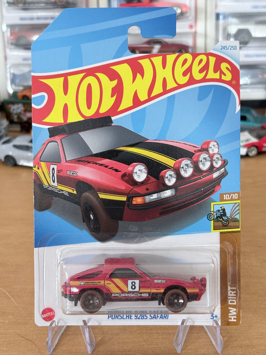 Hot Wheels Mainline Treasure Hunt | Porsche 928S Safari | 2024 HW Dirt 10/10