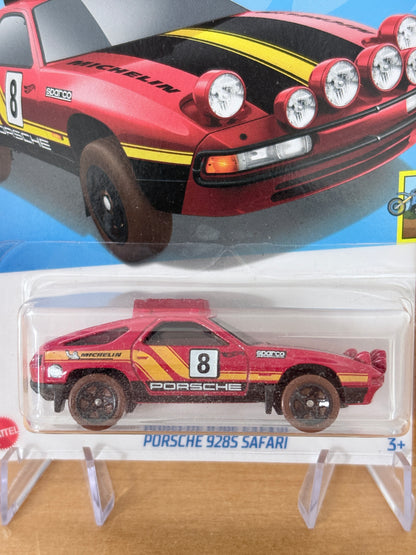 Hot Wheels Mainline Treasure Hunt | Porsche 928S Safari | 2024 HW Dirt 10/10