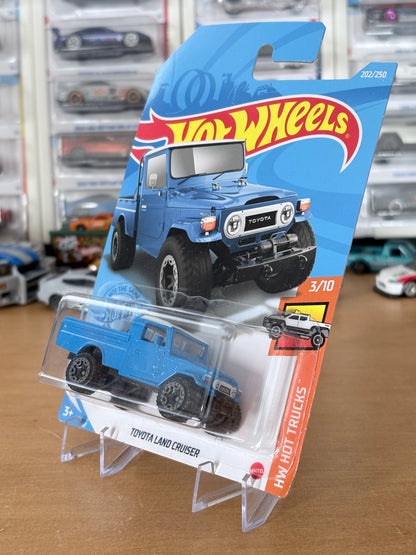 Hot Wheels Mainline | Toyota Land Cruiser | 2022 HW Hot Trucks 3/10