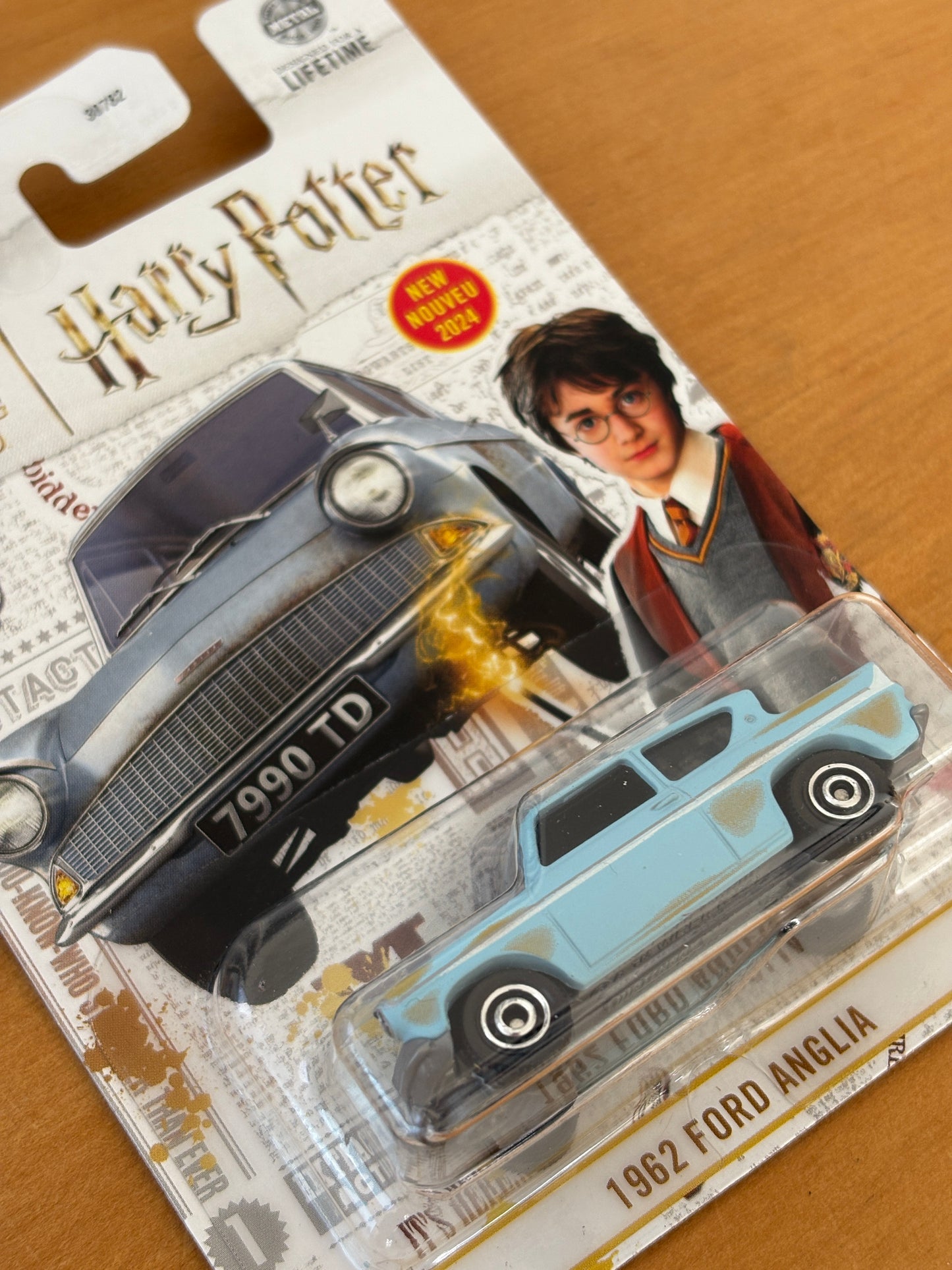 Matchbox Mainline / 1962 Ford Anglia / 2024 Harry Potter 42/100