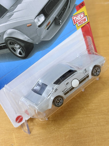 Hot Wheels Mainline | Nissan Skyline 2000 GT-R LBWK | 2024 Then and Now 1/10
