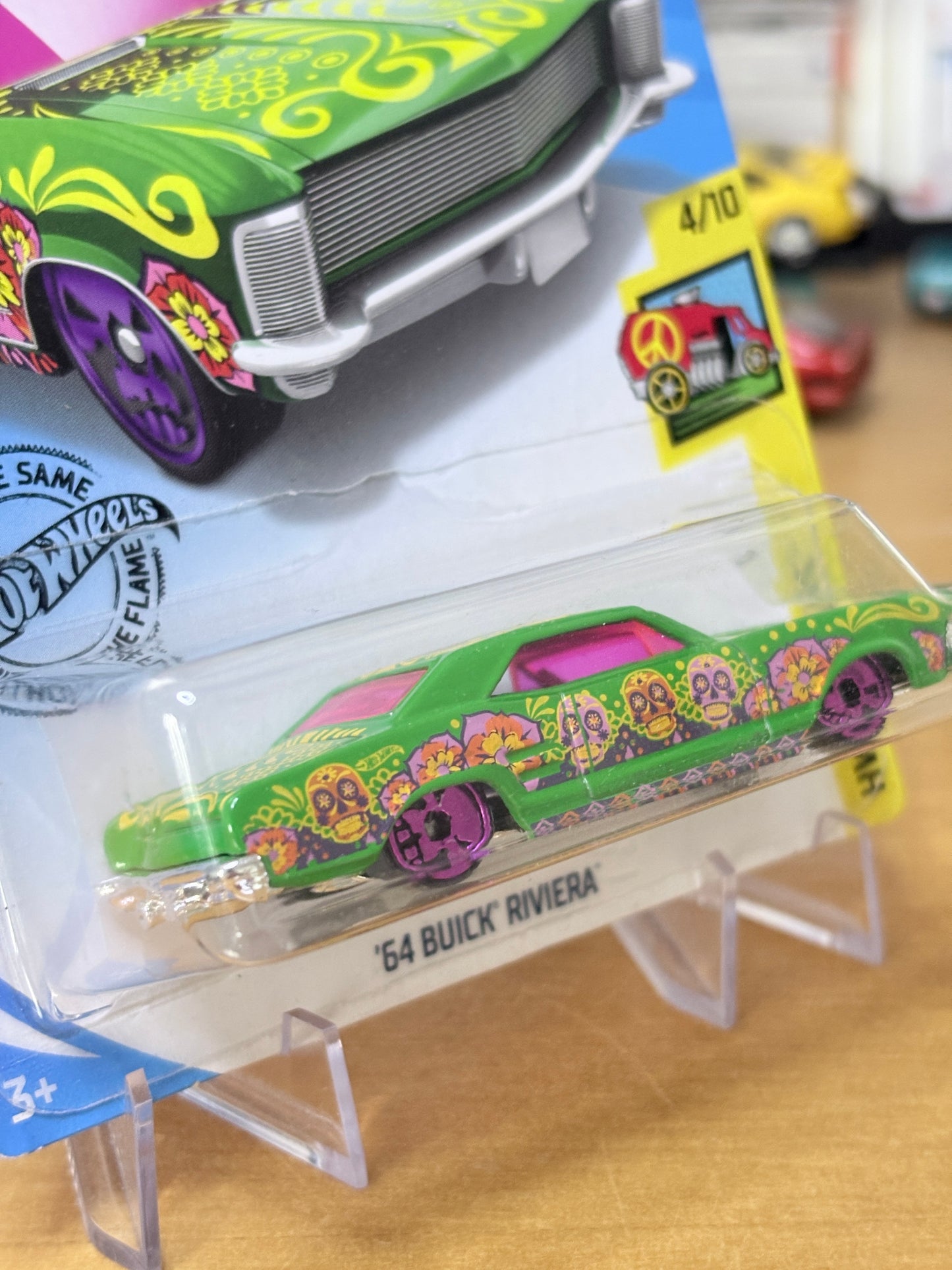Hot Wheels Mainline | '64 Buick Riviera | 2020 HW Art Cars 4/10