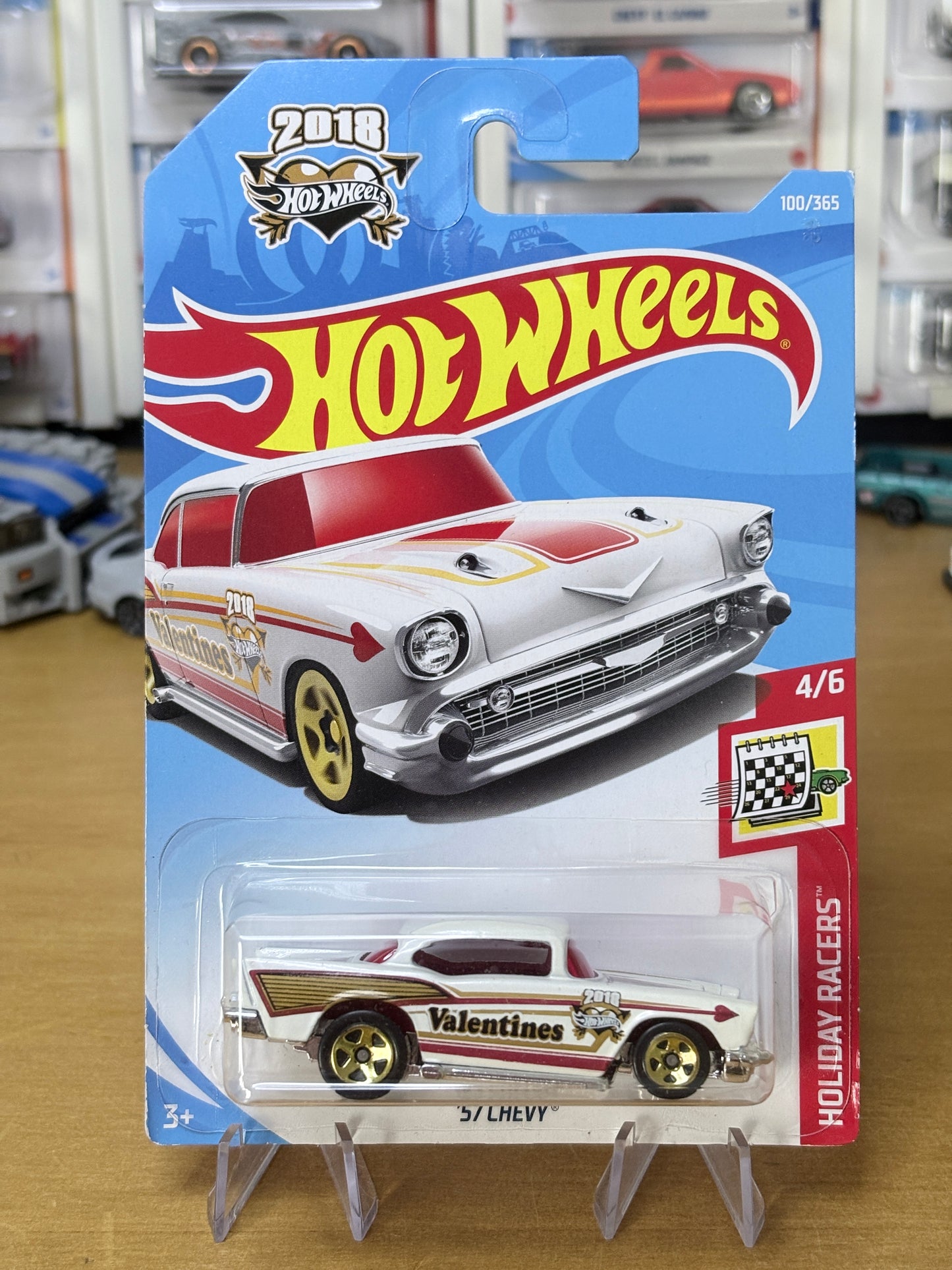 Hot Wheels Mainline | '57 Chevy | 2018 Holiday Racers 4/6