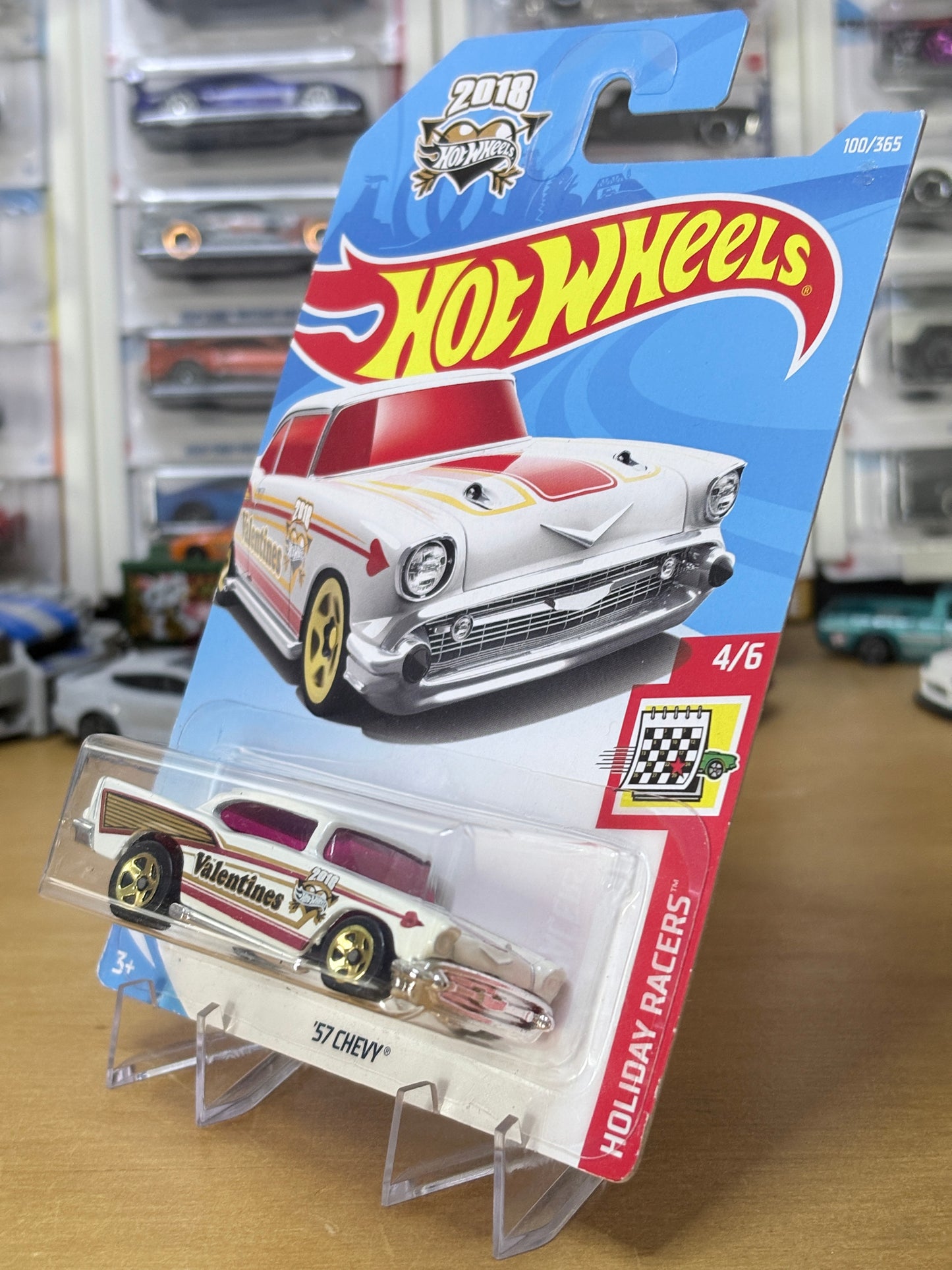 Hot Wheels Mainline | '57 Chevy | 2018 Holiday Racers 4/6