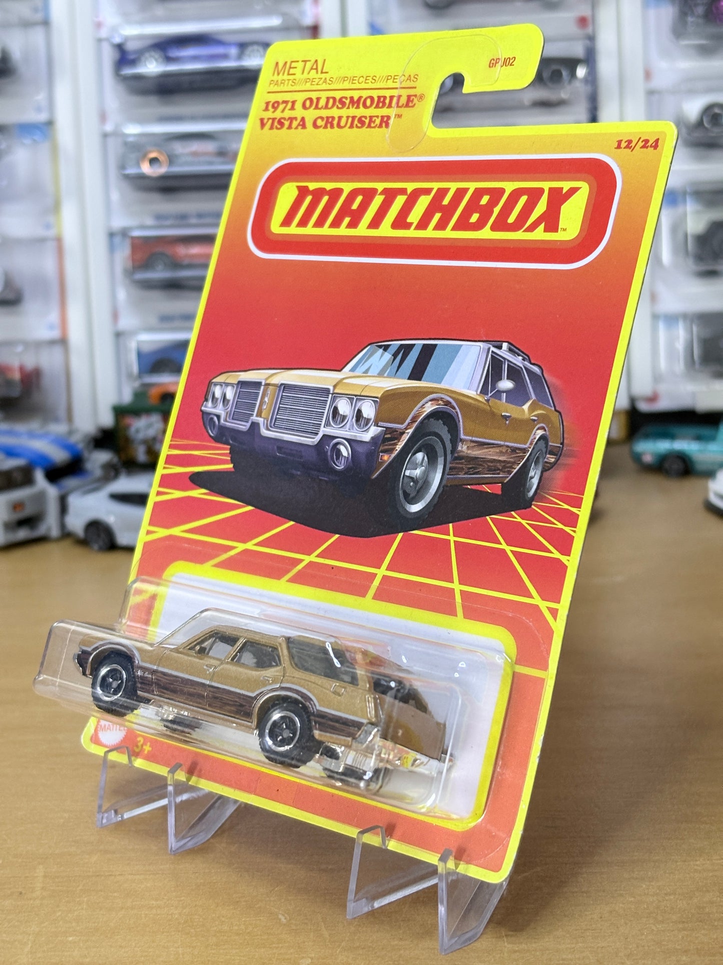 Matchbox Mainline | 1971 Oldsmobile Vista Cruiser | Retro 12/24