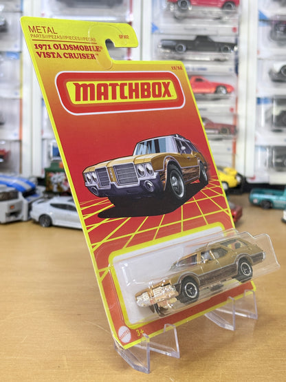 Matchbox Mainline | 1971 Oldsmobile Vista Cruiser | Retro 12/24