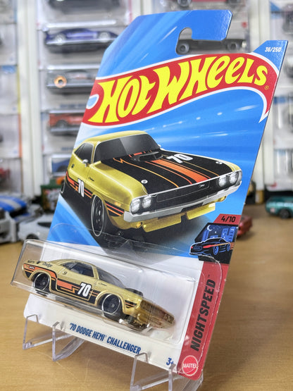 Hot Wheels Mainline | '70 Dodge Hemi Challenger | 2026 Nightspeed 4/10