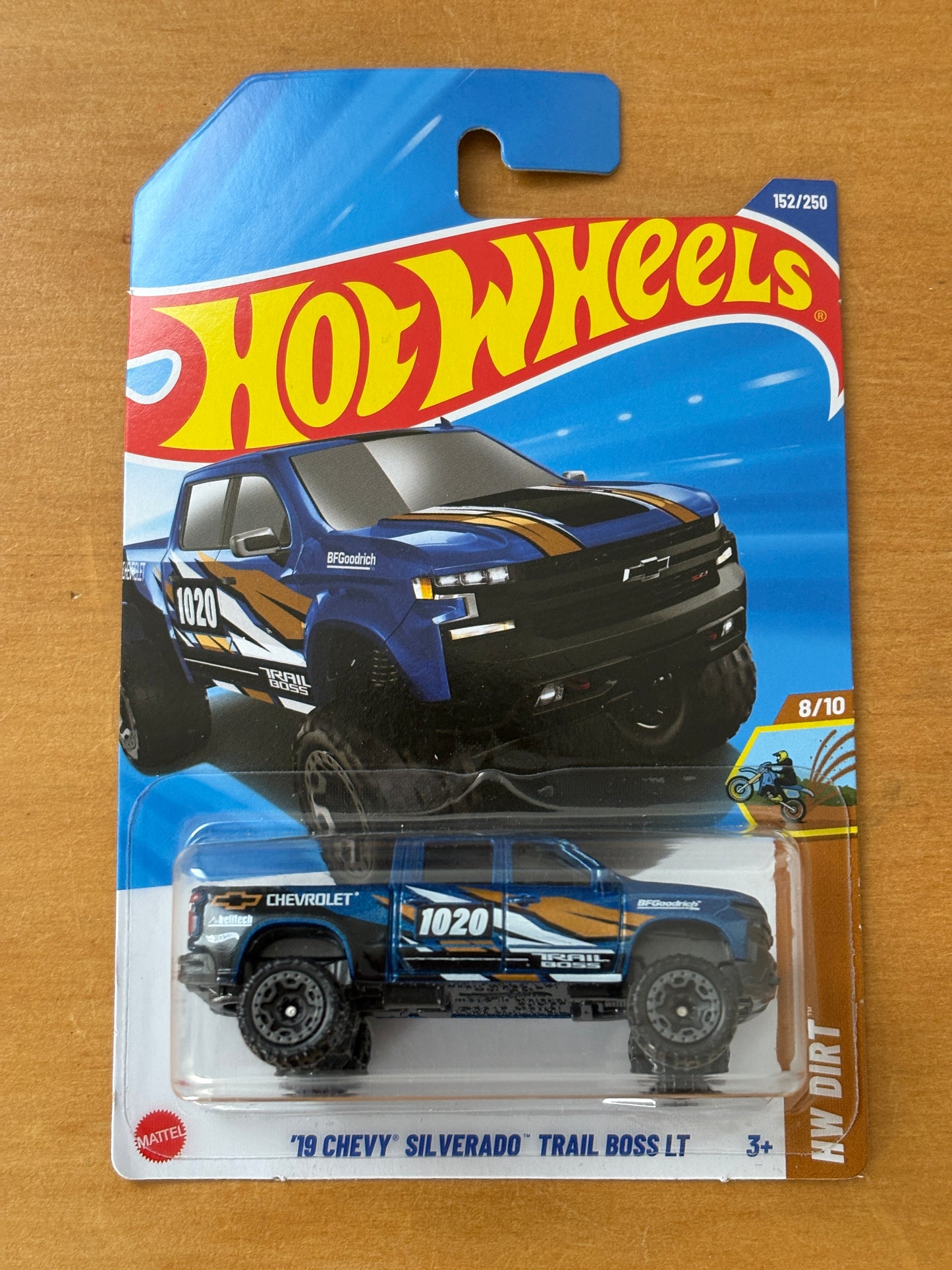 Hot Wheels Mainline / '19 Chevy Silverado Trail Boss LT / 2025 HW: Dirt 8/10