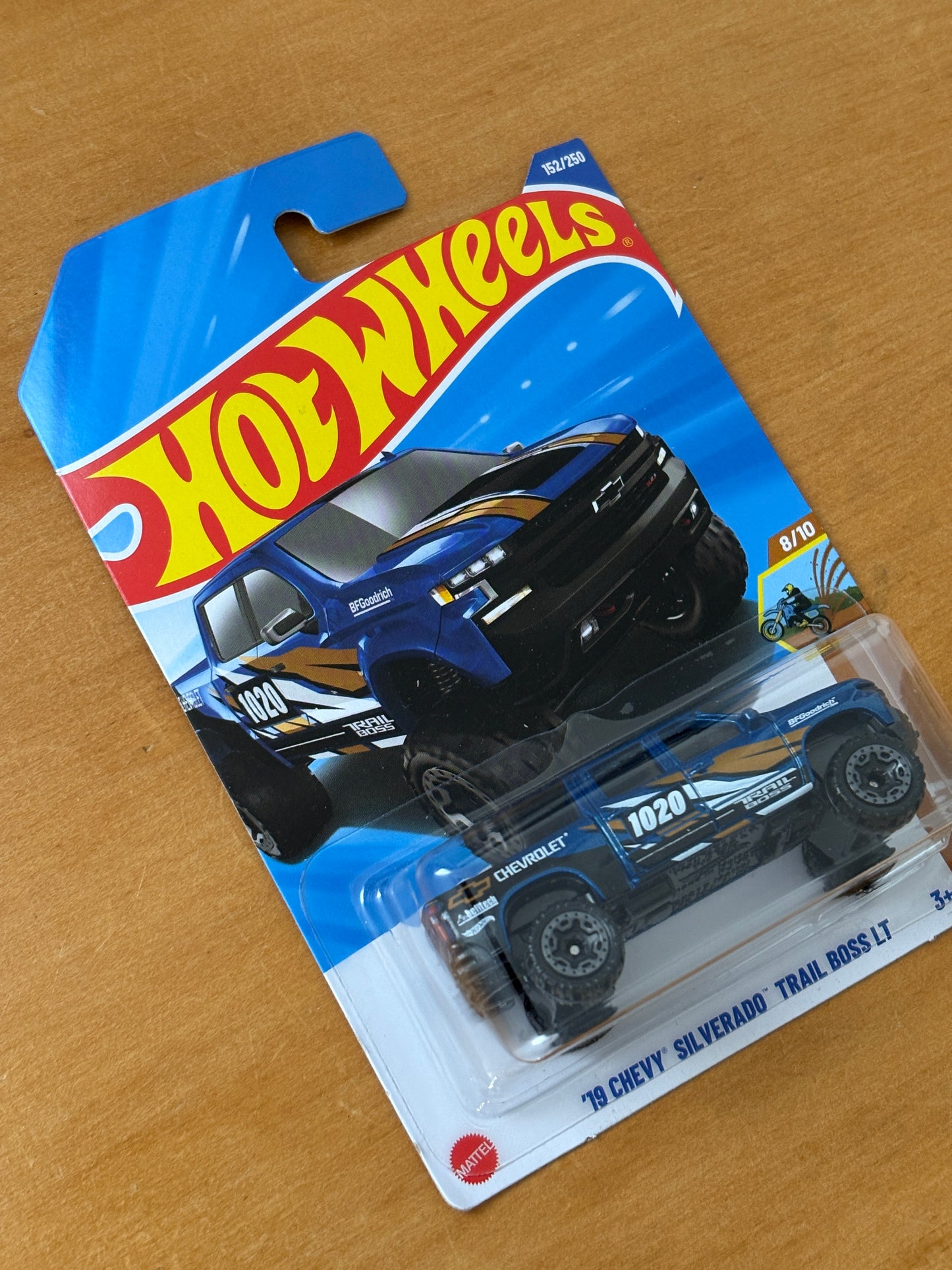 Hot Wheels Mainline / '19 Chevy Silverado Trail Boss LT / 2025 HW: Dirt 8/10