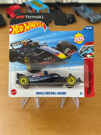 Hot Wheels Mainline / F1 Oracle Red Bull Racing / 2025 HW Track Aces 1/5 Short Card