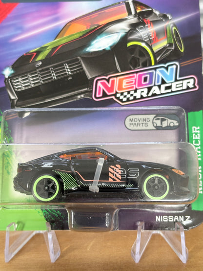 Majorette Neon Racers | Nissan Z | Moving Parts Premium