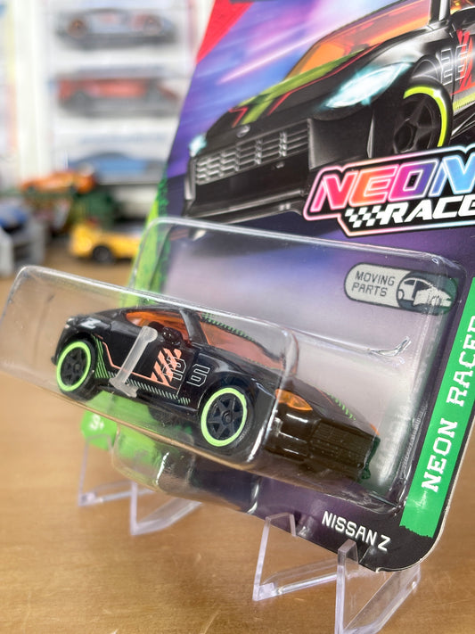Majorette Neon Racers | Nissan Z | Moving Parts Premium