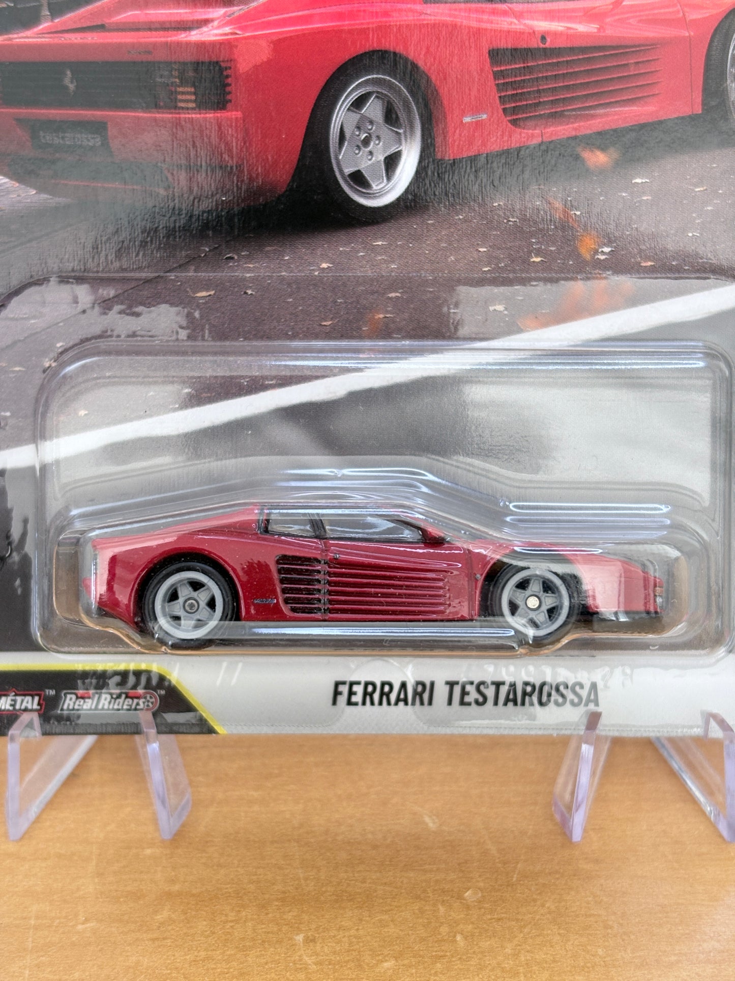 Hot Wheels Premium | Ferrrari Testarossa | HW Car Culture Modern Classics | 2/5
