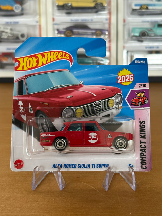 Hot Wheels Mainline / Alfa Romeo Giulia TI Super / 2025 Compact Kings 7/10 Short Card