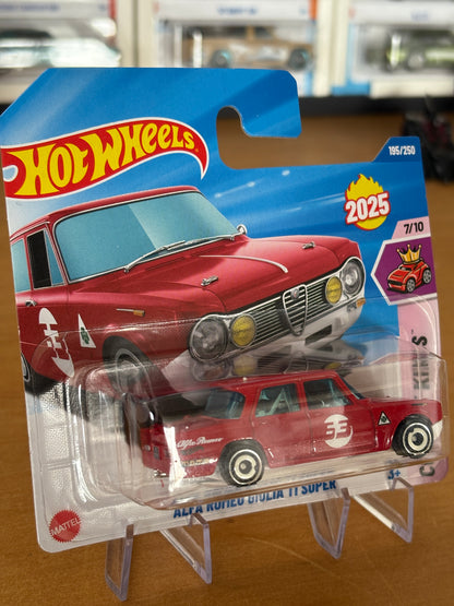 Hot Wheels Mainline / Alfa Romeo Giulia TI Super / 2025 Compact Kings 7/10 Short Card