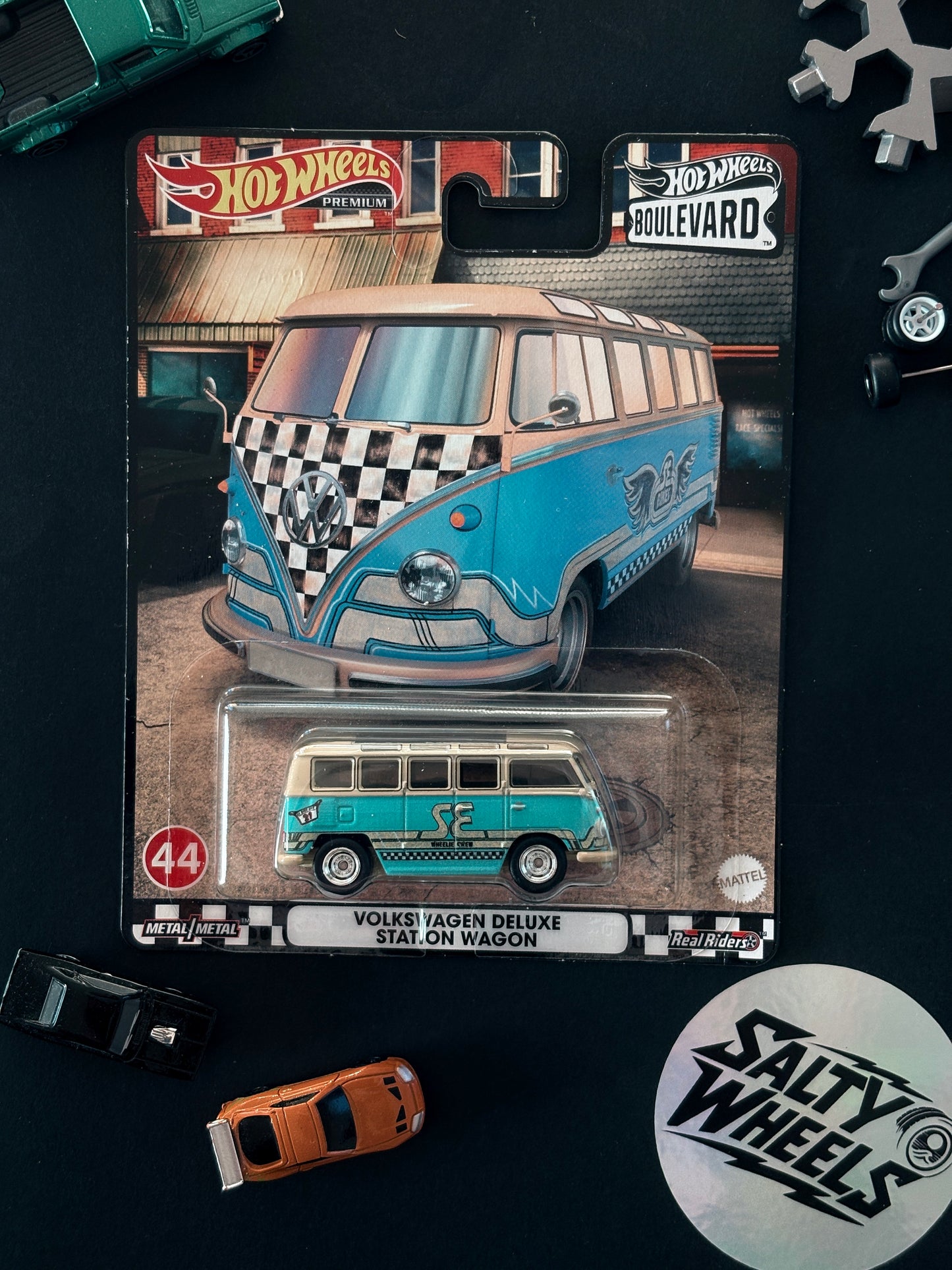 Hot Wheels Volkswagen Deluxe Station Wagon Boulevard #44 Premium Diecast