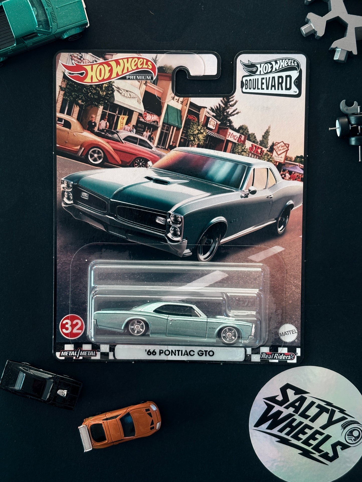 Hot Wheels '66 Pontiac GTO Boulevard #32 Premium Diecast