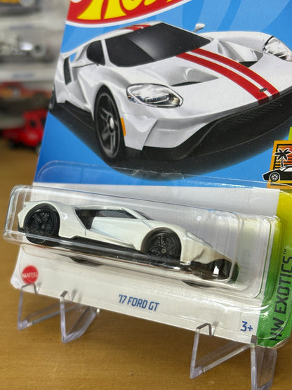 Hot Wheels Mainline / '17 Ford GT / 2024 HW Exotics 9/10