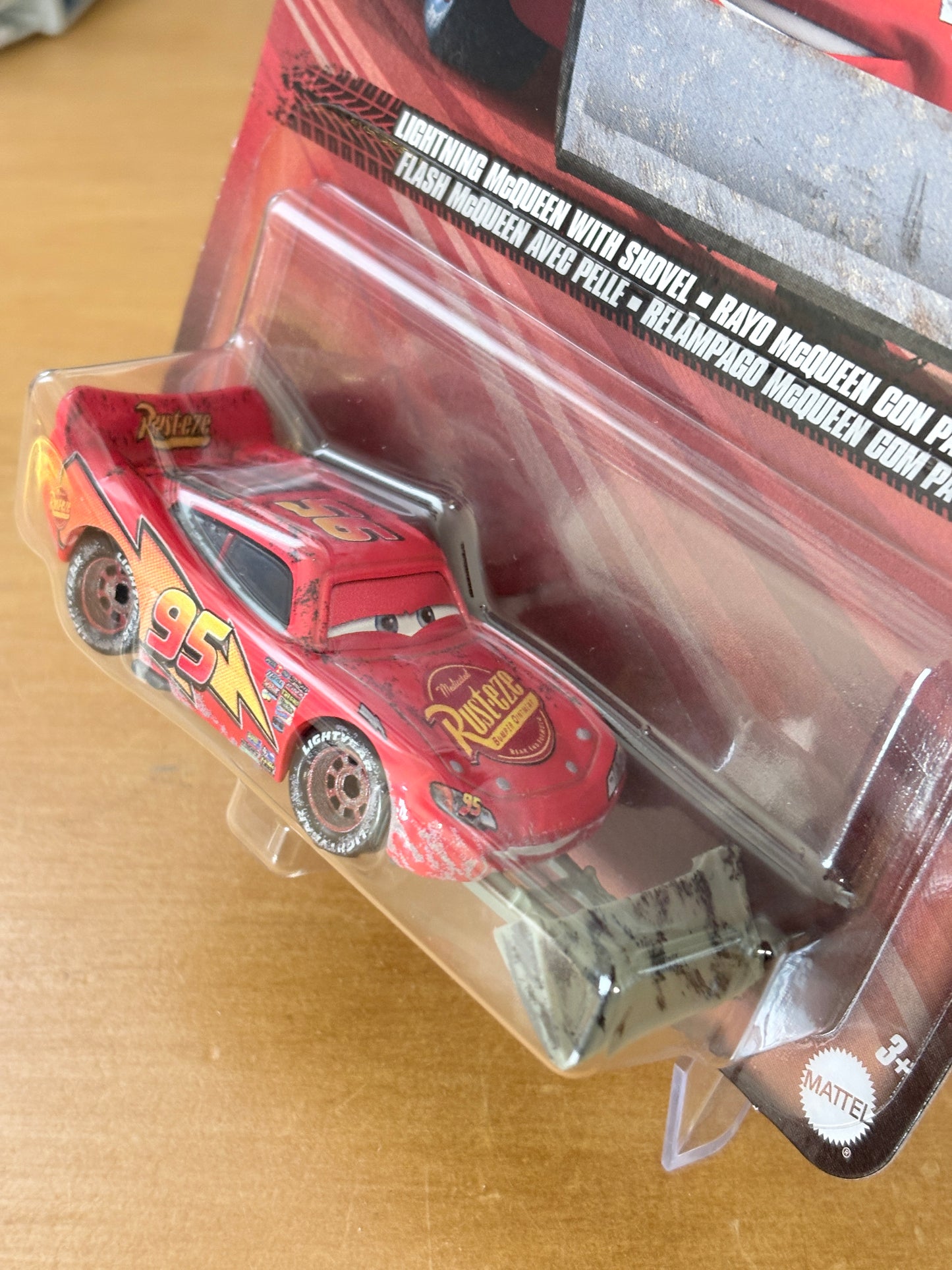 Disney Pixar Cars | Lightning McQueen with Shovel