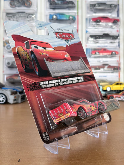Disney Pixar Cars | Lightning McQueen with Shovel