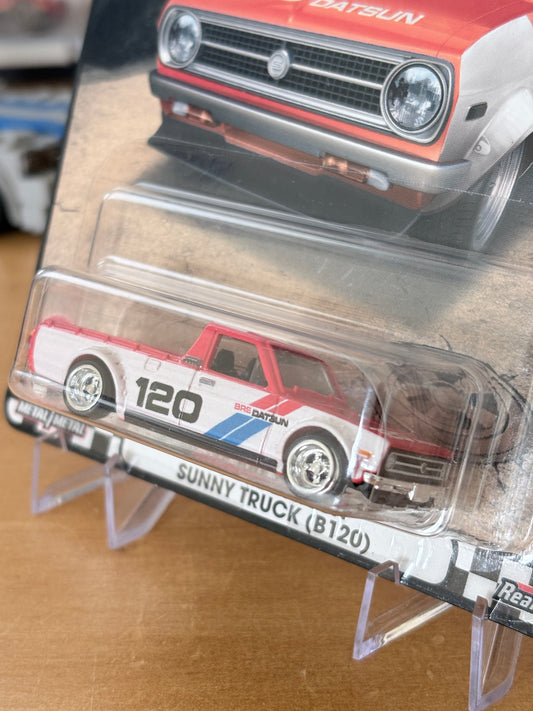 Hot Wheels '75 BRE Datsun Sunny Truck (B120) Boulevard #46 Premium Diecast