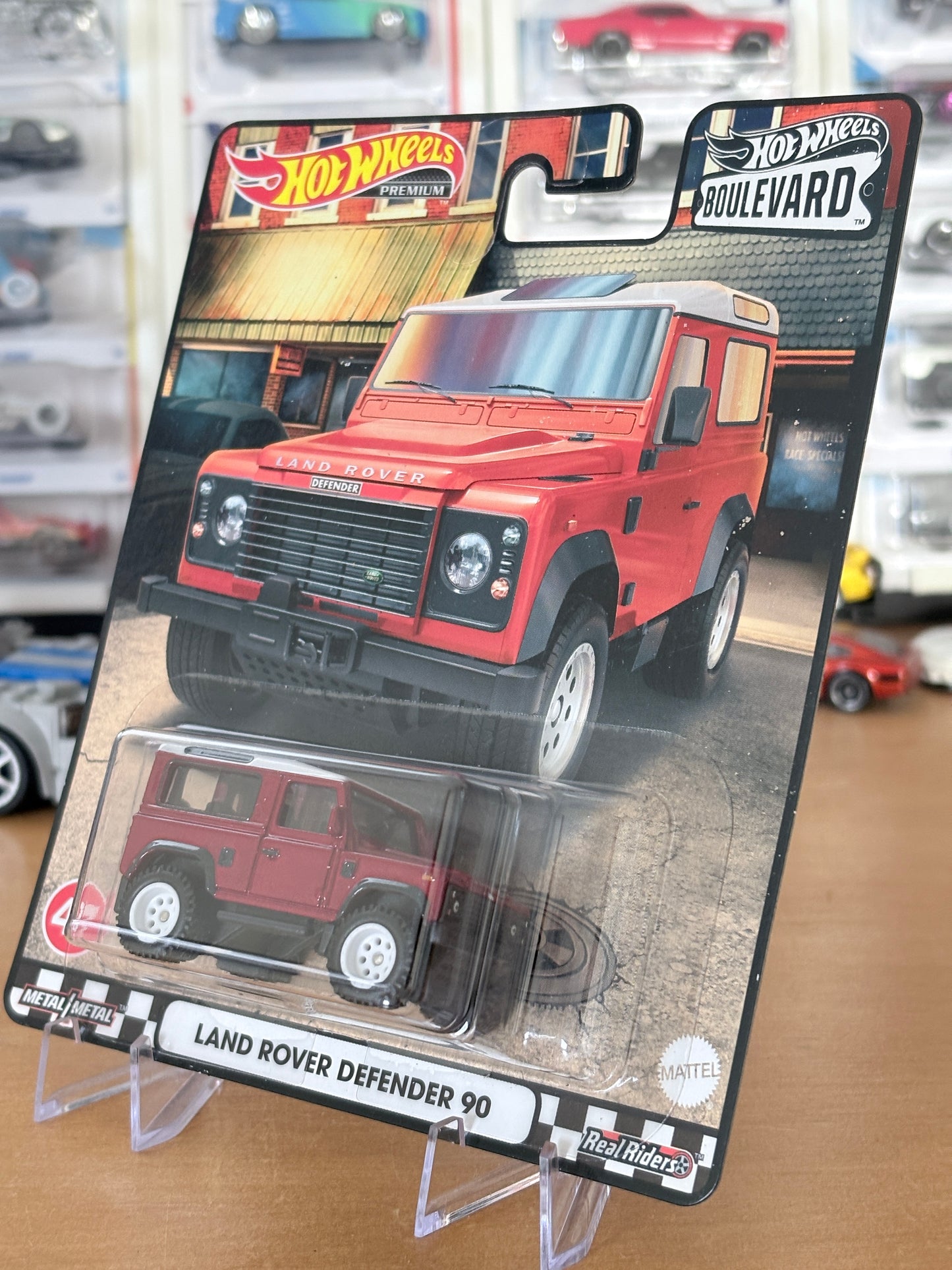 Hot Wheels Land Rover Defender 90 Boulevard #47 Premium Diecast