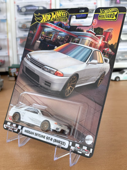 Hot Wheels Nissan Skyline GT-R (BNR32) Boulevard #99 Premium Diecast