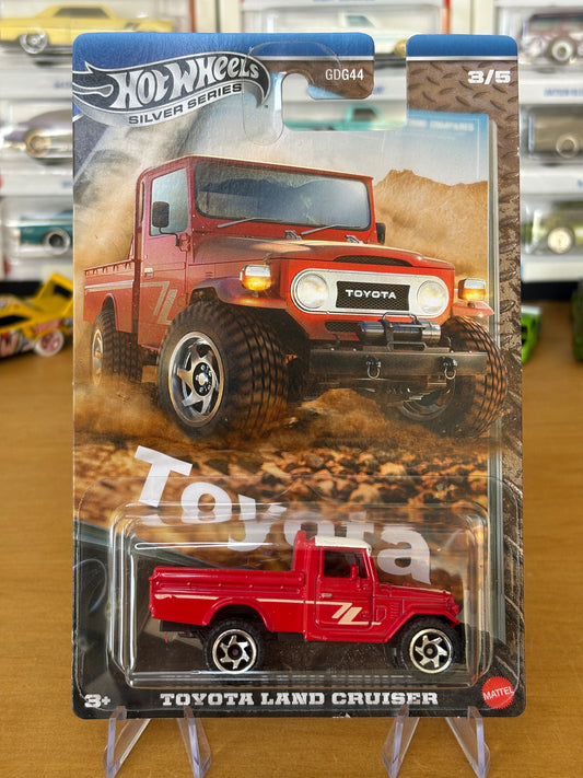 Hotwheels Silver Series / Toyota Land Cruiser / 2025 Toyota 3/5