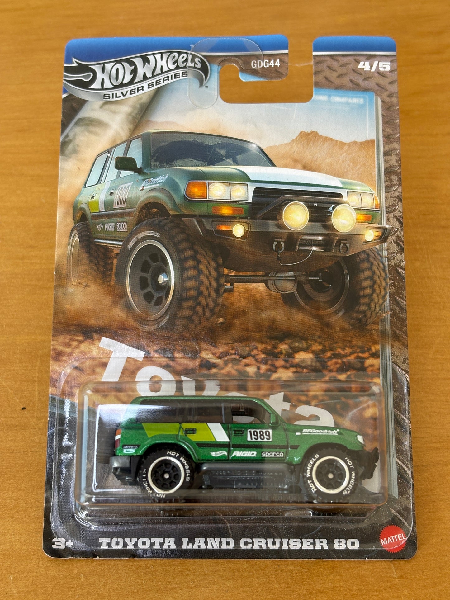 Hotwheels Silver Series / Toyota Land Cruiser 80 / 2025 Toyota 4/5